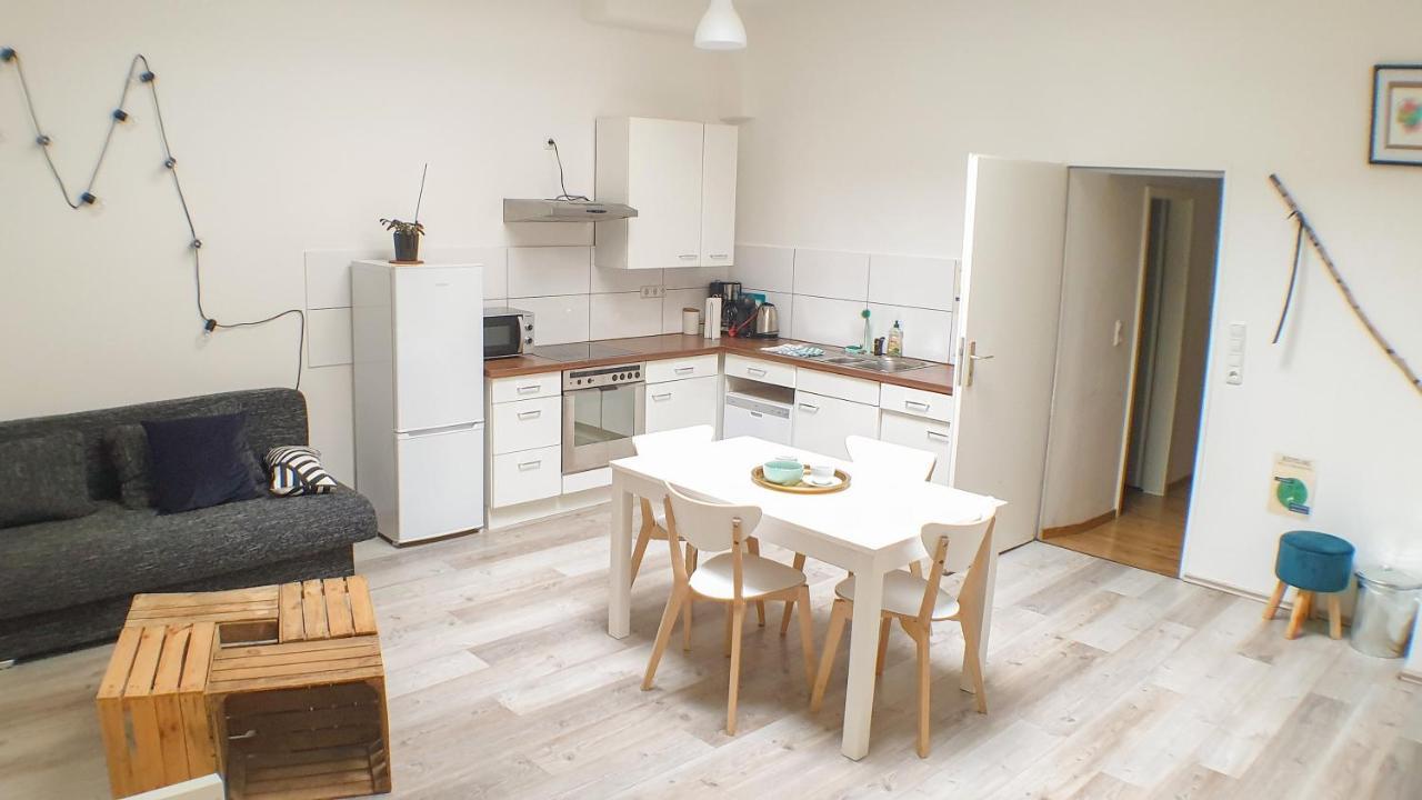 Big Appartment Near Trade Fair! Кёльн Экстерьер фото