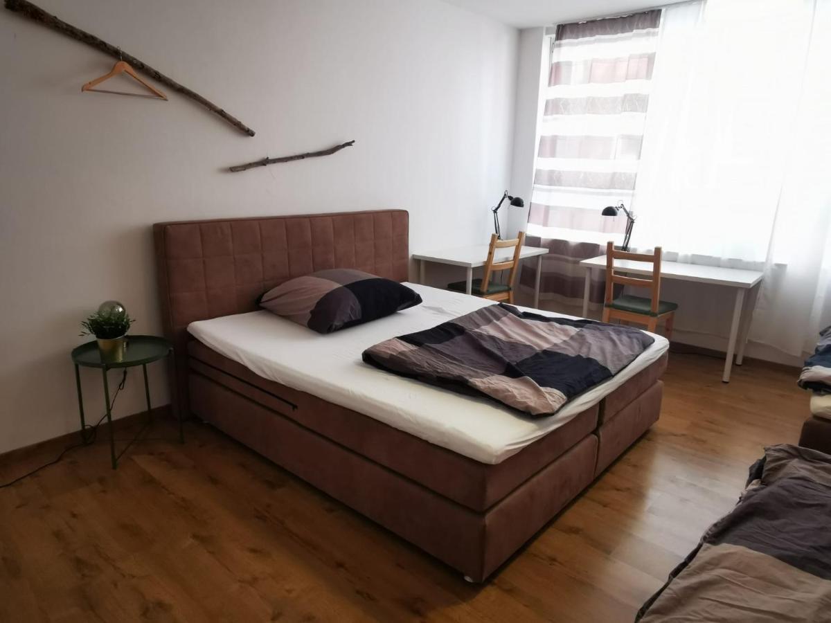 Big Appartment Near Trade Fair! Кёльн Экстерьер фото